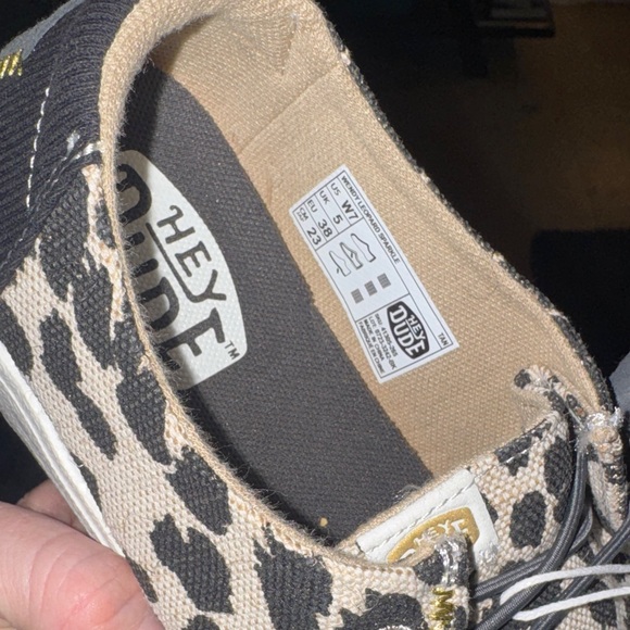 Hey Dude Women’s Tan and Black Moccasins - Picture 3 of 6